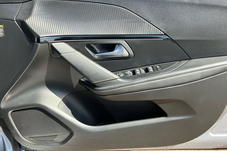  Peugeot 208 1.2 Puretech Gt Premium Hatchback 5dr Petrol Eat Euro 6 s/s 130 Ps