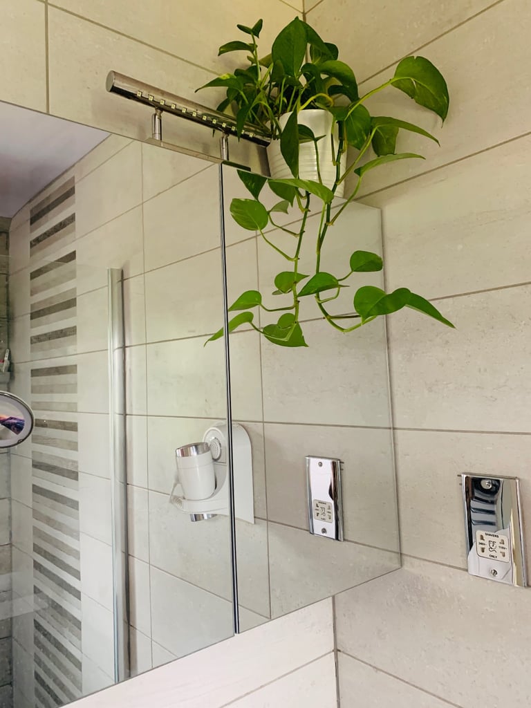 2 Rooms in 2 Bedroom Modern House 