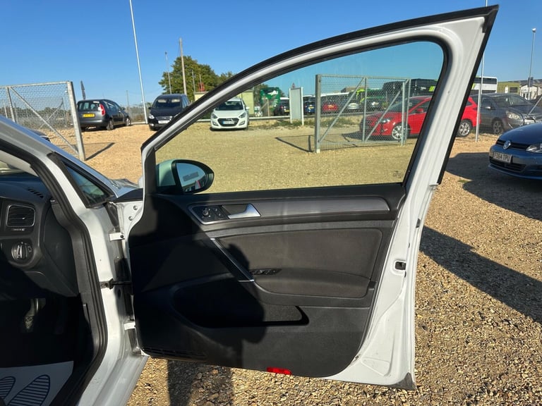  Volkswagen Golf 1.6 TDI SE Nav Euro 6 (s/s) 5dr Diesel Manual