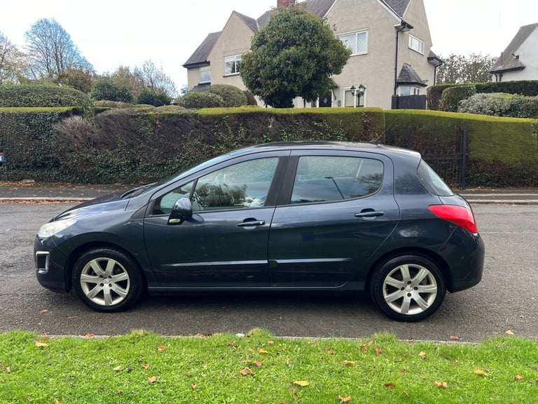 2013 Peugeot 308 1.6 HDi 92 Active 5dr [Sat Nav] HATCHBACK Diesel Manual