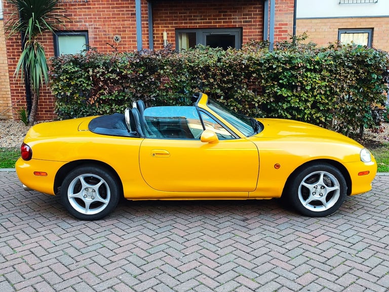 Mazda MX5 MK2.5 NB – Manual 1.6ltr, Low 52k Mileage