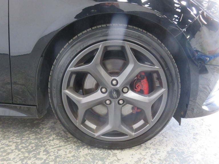 FORD FOCUS 2.0 TDCi ST-2 Euro 6 (s/s) 5dr 2017