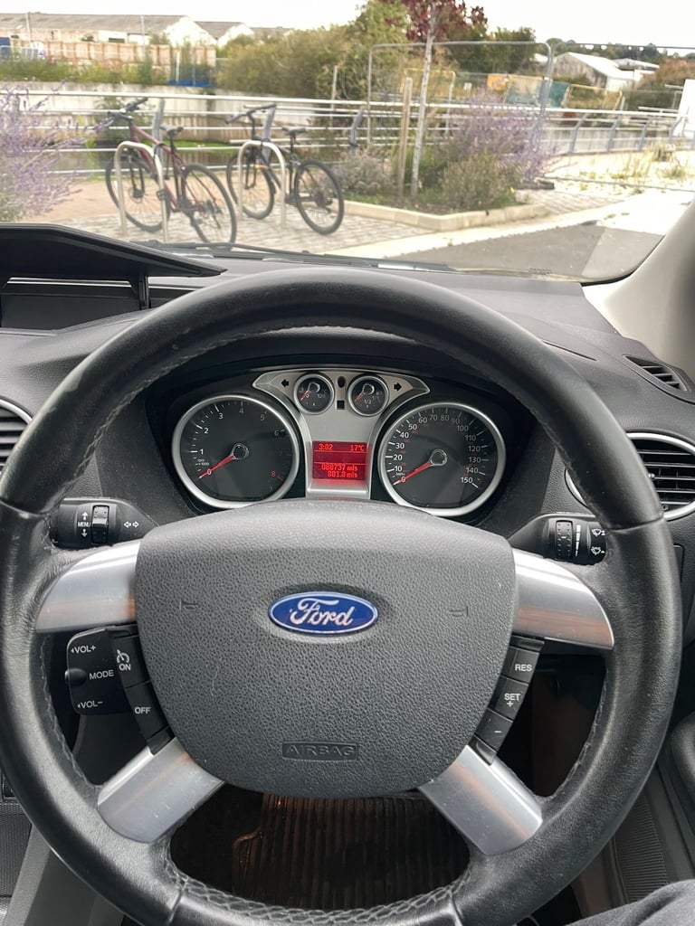 Ford, FOCUS, Hatchback, 2010, Automatic, 1596 (cc), 5 doors