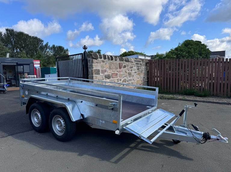 BRAND NEW 10ft x 5ft FLAT MASTER TRAILER 2700KG BRAKED