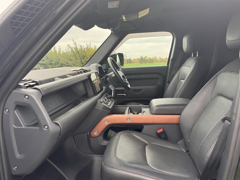 2023 Land Rover Defender 110 D300 HARD TOP X-DYNAMIC HSE COMMERCIAL NO VAT Car Derived Van Diesel...