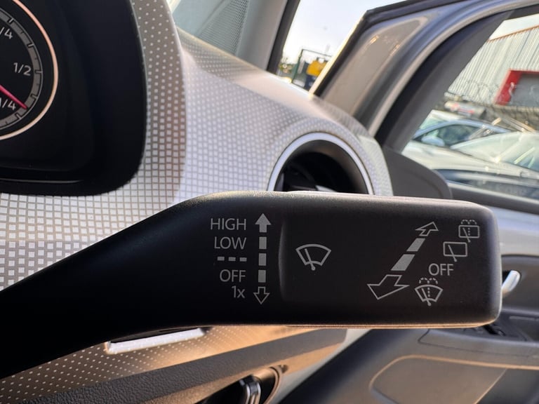 2017 Volkswagen up! 1.0 90PS High Up 3dr HATCHBACK Petrol Manual