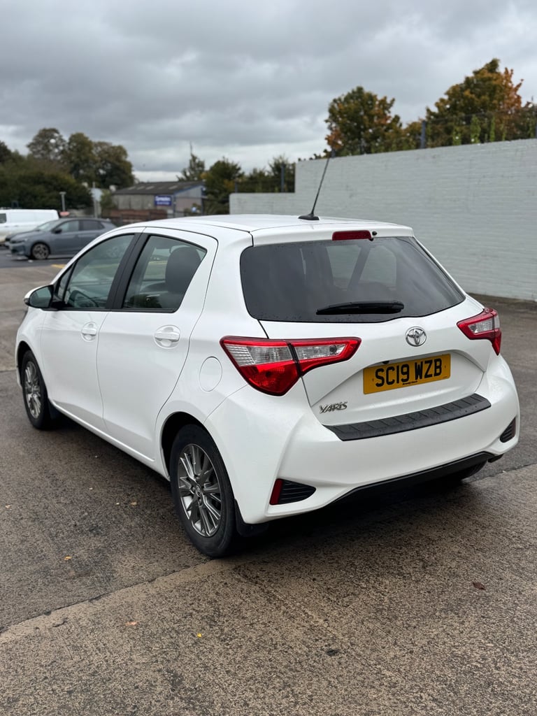 2019 toyota yaris icon 1.5 petrol manual 67000 miles ideal for new drivers cheap 
