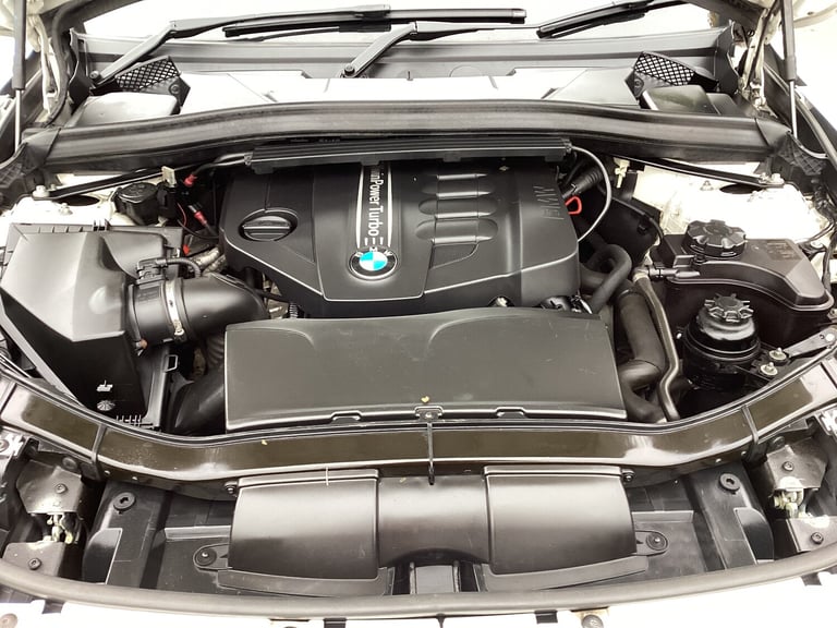 2013 BMW X1 xDrive 18d xLine 5dr ESTATE Diesel Manual