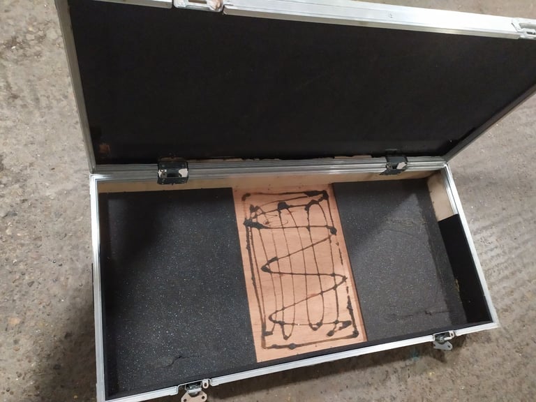 image for 2 X METAL CASES small & big