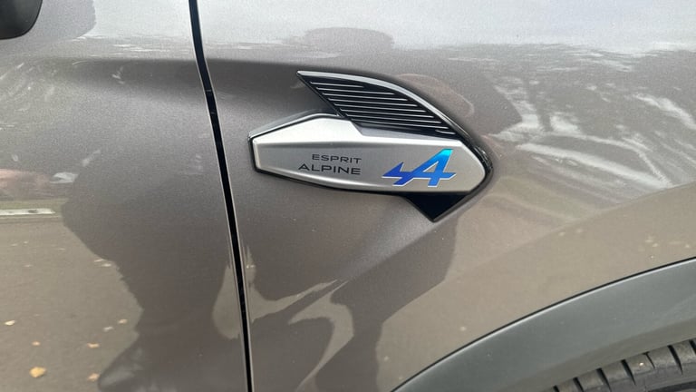 2025 Renault Symbioz 1.6 E-Tech FHEV 145 Iconic Esprit Alpine 5dr Auto Hybrid Estate Estate Hybri...