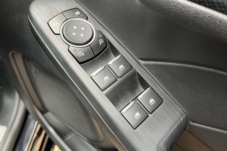 2022 Ford Kuga 2.5 PHEV ST-Line 5dr CVT HATCHBACK PETROL/ELECTRIC Automatic