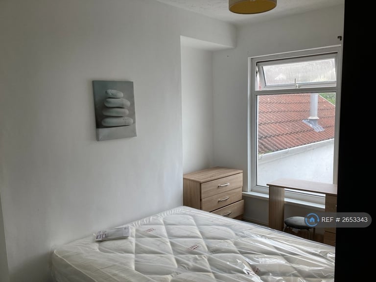 1 bedroom in Cromwell Street, Swansea, SA1 (#2653343)