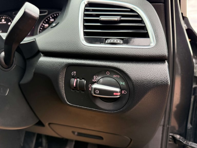 2013 Audi Q3 2.0 Q3 S Line TDI 5dr SUV Diesel Manual