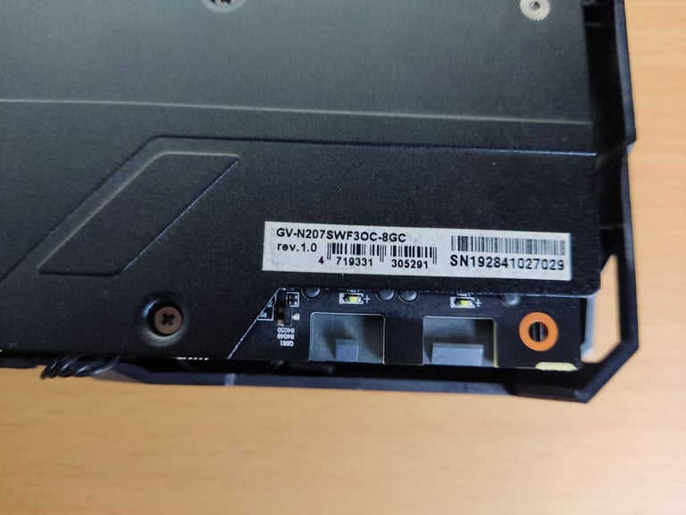 FOR SALE - USED GIGABYTE RTX 2070 SUPER GAMING OC