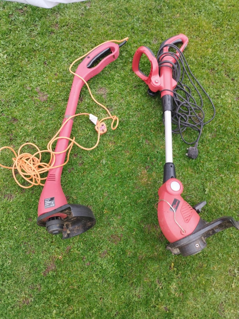 2 x Grass Strimmers (spares/repairs)