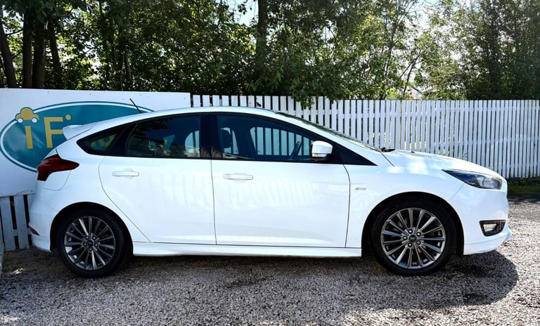 CAN'T GET CREDIT? CALL US! Ford Focus 1.5 T EcoBoost ST-Line (s/s), 2018- £149 DEPOSIT, £63 PER WEEK