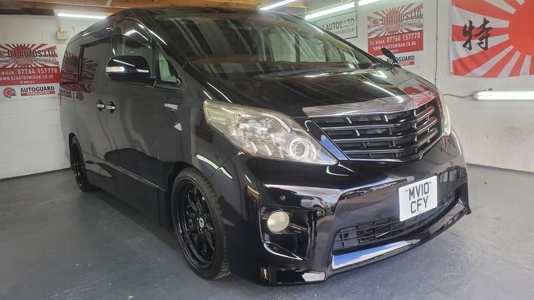 image for Toyota Alphard 2.4 black automatic 8 seater sunroofs fresh japanese import 2010