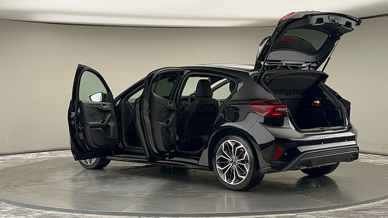 2022 Ford Focus Focus ST-Line Vignale 5 door 1.0L EcoBoost 155PS mHEV FWD 7 Speed PowerShif 5 doo...