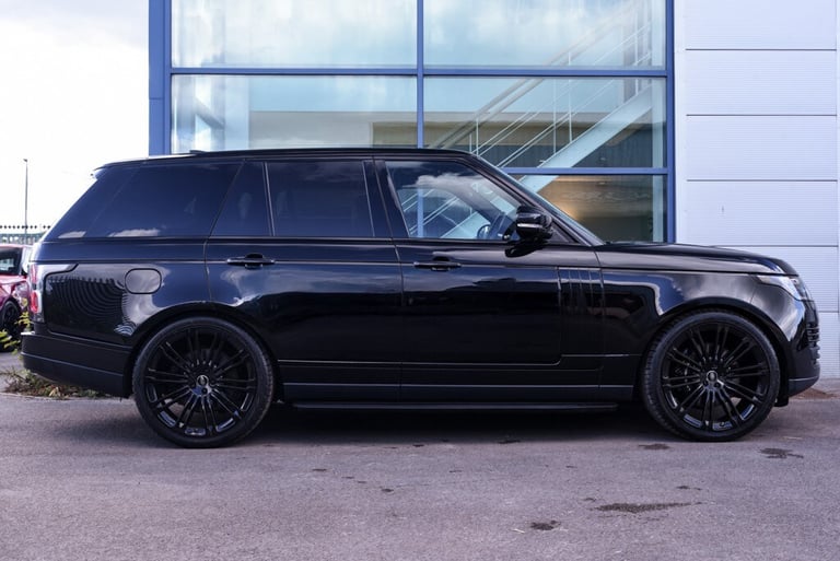 2021 Land Rover Range Rover 3.0 P400 MHEV Vogue SUV 5dr Petrol Auto 4WD Euro 6 (s/s) (400 ps) SUV...