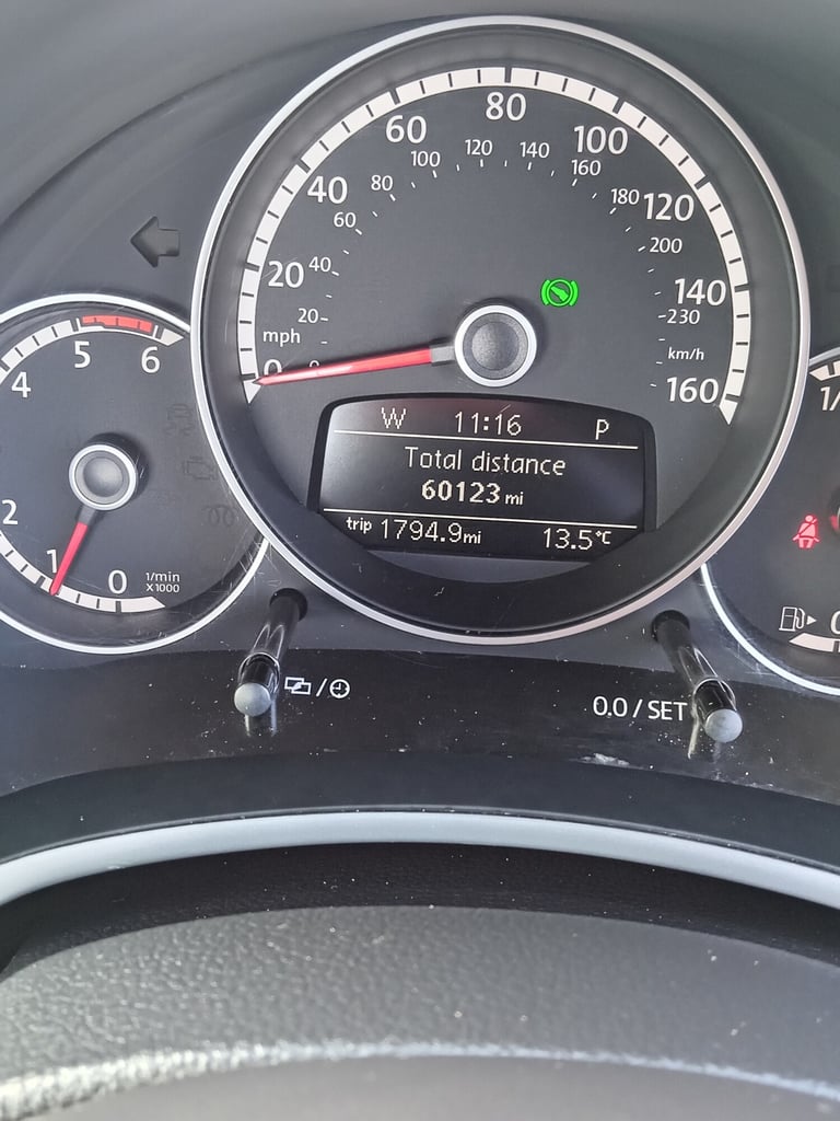 2015 Volkswagen Beetle 1.6 TDI BlueMotion Tech Design 3dr DSG HATCHBACK Diesel Automatic