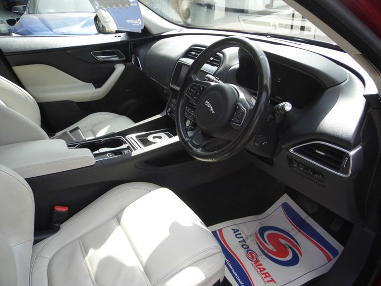 2016 Jaguar F-Pace 2.0d Prestige 5dr Auto AWD ESTATE DIESEL Automatic