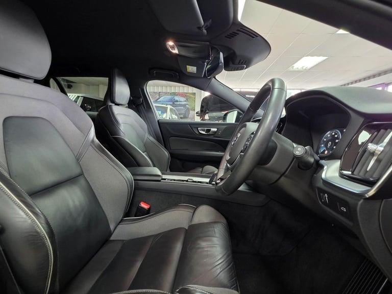 2021 Volvo V60 2.0 B3 MHEV R-Design Estate 5dr Petrol Hybrid Auto Euro 6 (s/s) (163 ps) Estate PE...