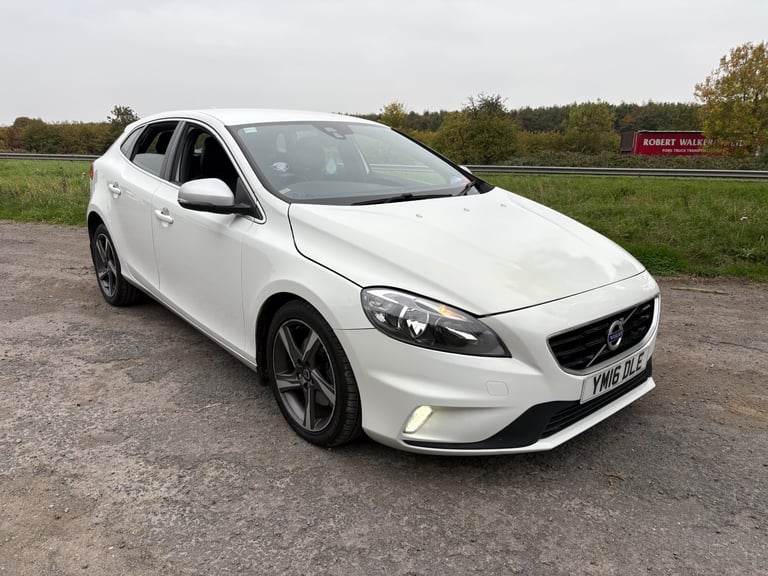 image for Volvo, V40, Hatchback, 2016, Manual, 1969 (cc), 5 doors