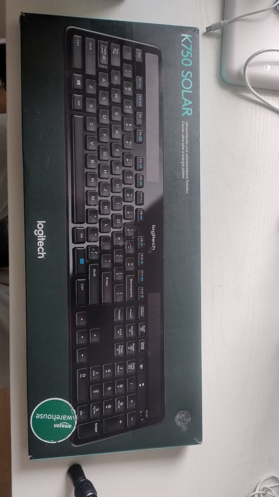 Logitech Keyboard - K750 Solar