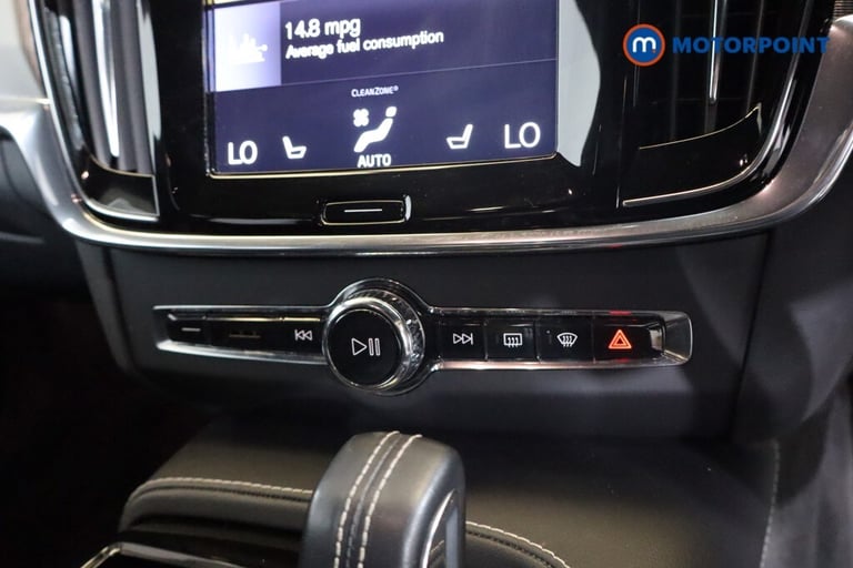 2021 Volvo S90 2.0 T8 Recharge PHEV R DESIGN 4dr AWD Auto Saloon Hybrid Automatic