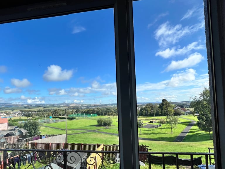 3 Bed Upper Maisonette 