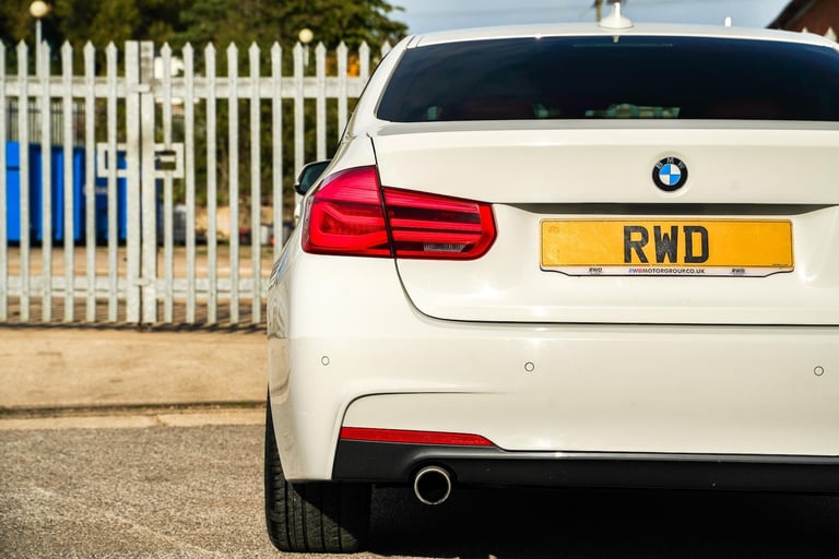  BMW 3 Series 2.0 318d M Sport Auto Euro 6 (s/s) 4dr Diesel Automatic