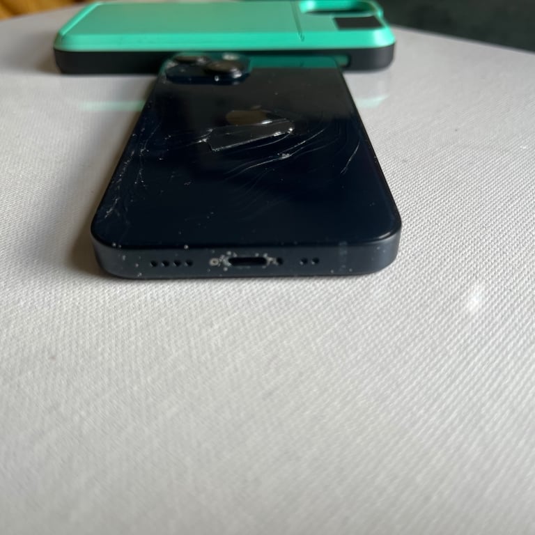 iPhone 13 mini 128gb UNLOCKED 