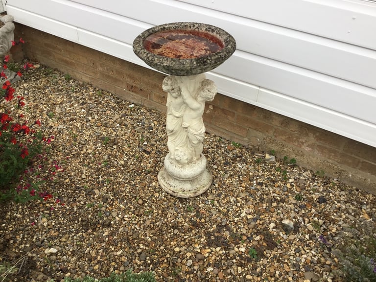 Garden feature 