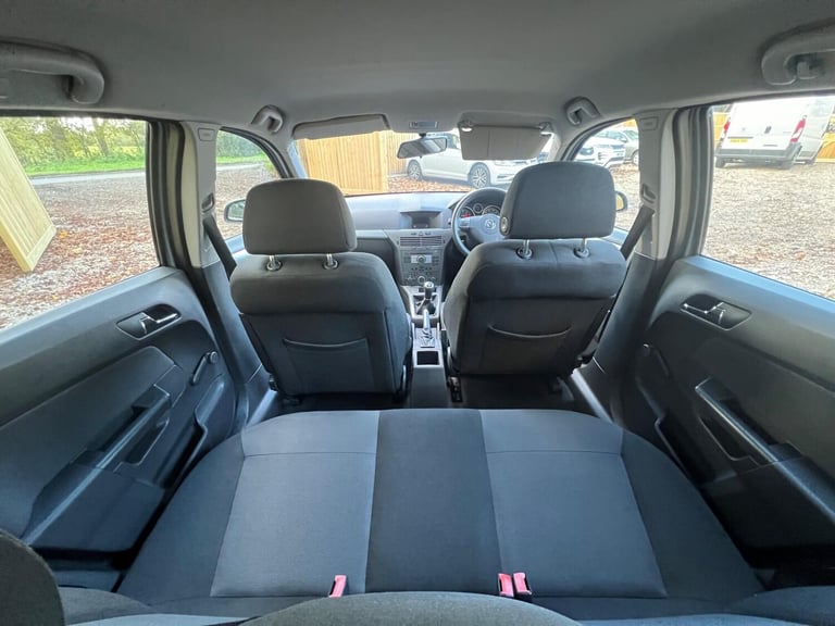 2006 Vauxhall Astra 1.6i 16v Club 5dr HATCHBACK Petrol Manual