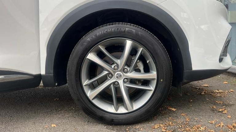 2022 MG MG HS 1.5 T-GDI Exclusive SUV 5dr Petrol Manual Euro 6 (s/s) (162 ps) Manual SUV Petrol M...