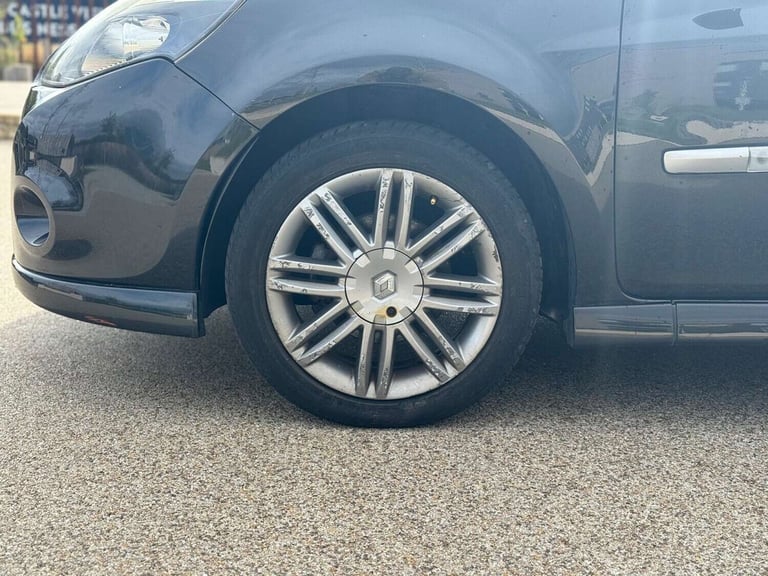 2009 Renault Clio 1.6 VVT 128 GT 3dr HATCHBACK PETROL Manual