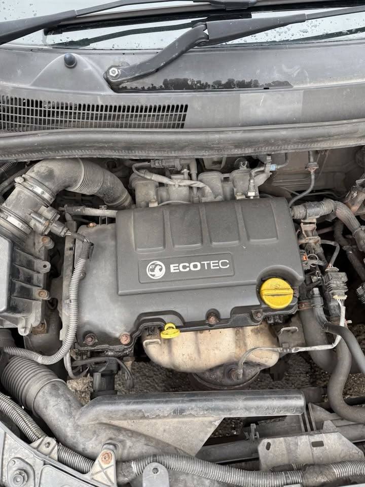 VAUXHALL CORSA A12XER ENGINE 1.2L PETROL 2012