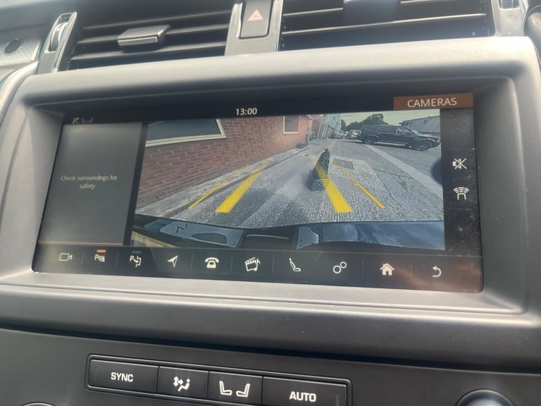 2020 Land Rover Discovery 3.0 SD V6 Landmark Edition Auto 4WD Euro 6 (s/s) 5dr ESTATE Diesel Auto...