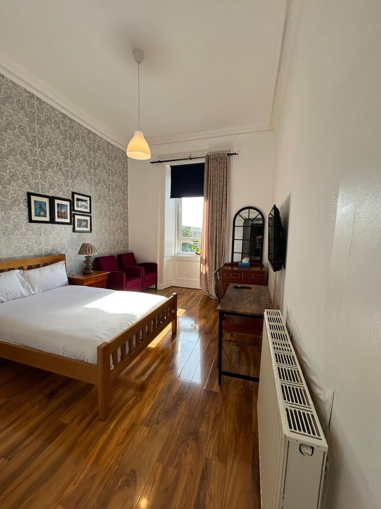 Modern Studio Flats | Fully Furnished | Bills & Council Tax Included 