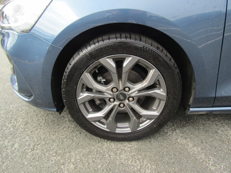 2023 Ford Focus 1.0T EcoBoost ST-Line 5dr - 1 Owner / Protection Pack Hatchback Petrol Manual