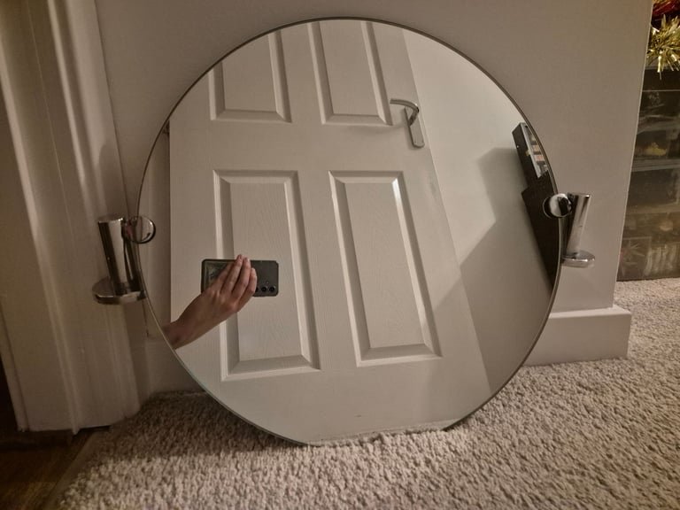 FREE Bathroom Accessories - Mirror, Toilet Roll Holder, Towel Rail