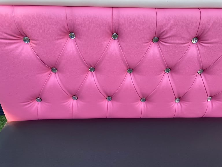 X 4 ,ICE CREAM/ MILKSHAKE PARLOUR SOFAS 185 Cm Length ,GOOD USED CONDITION ,LOCAL DELIVERY