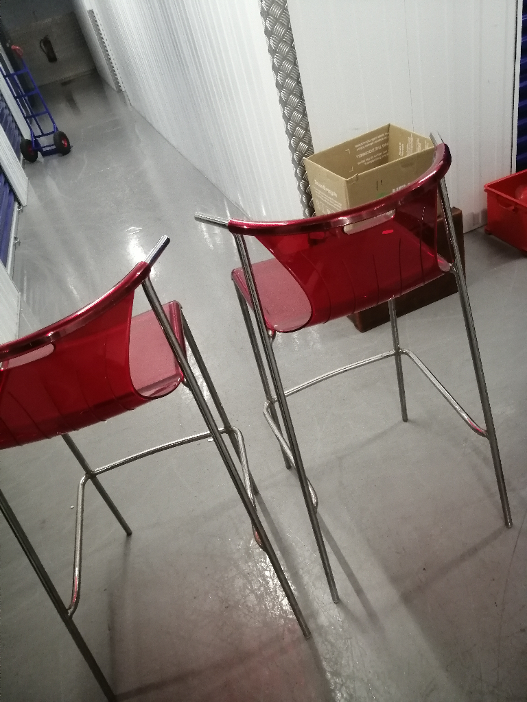 2 x bar stool s 