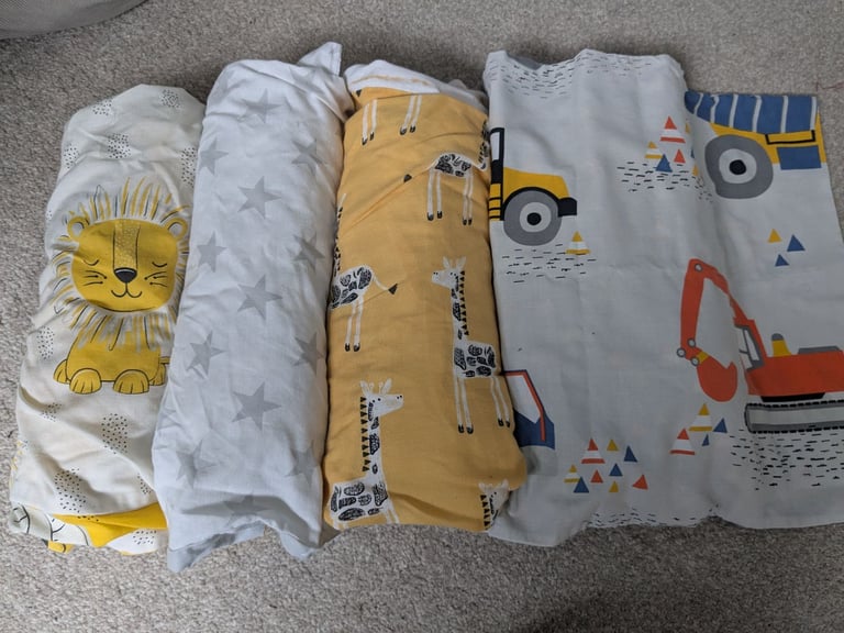 Harry Corry toddler duvet set & duvet (and 4 other duvet sets) - free