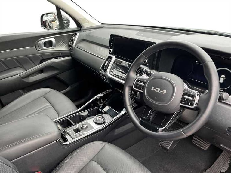 2023 Kia Sorento 1.6 T-GDi HEV Vision 5dr Auto ESTATE PETROL/ELECTRIC Automatic