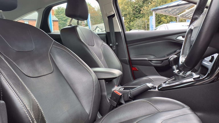 2016 Ford Focus 1.5 EcoBoost Titanium 5dr HATCHBACK PETROL Manual