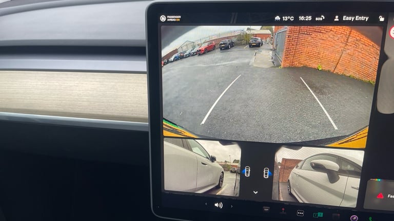 2023 Tesla Model Y Long Range AWD 5dr Auto - Panoramic Sunroof - Heat Electric