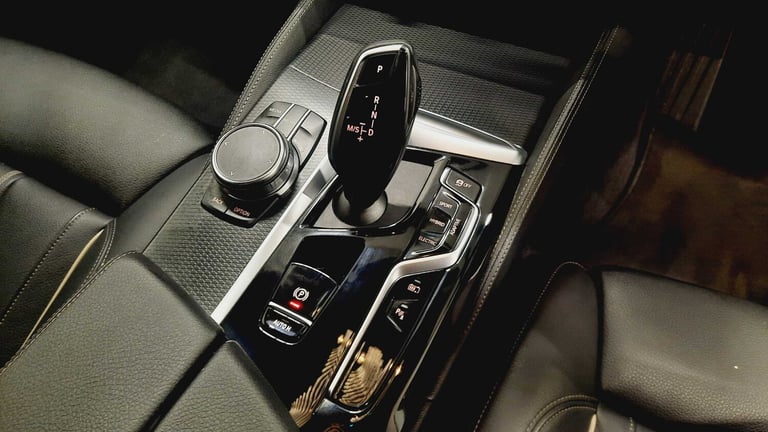 2022 BMW 5 Series 530e xDrive M Sport 4dr Auto Saloon Plug-In Hy Automatic