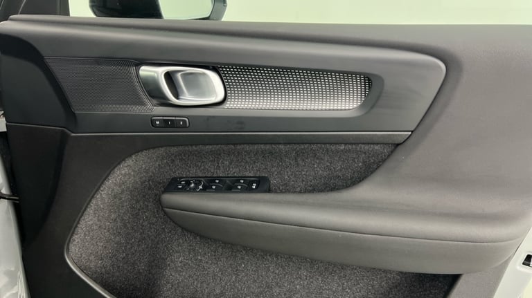 2024 Volvo XC40 Plus, B3 Mild hybrid, Petrol, Dark Estate Petrol Automatic