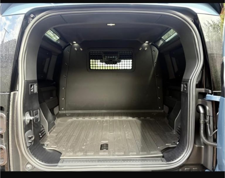 2025 Land Rover Defender 3.0 D250 Hard Top S Auto PANEL VAN Diesel Automatic